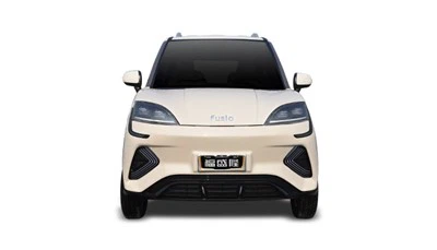 Polouzavreté elektrické štvorkolesové vozidlo